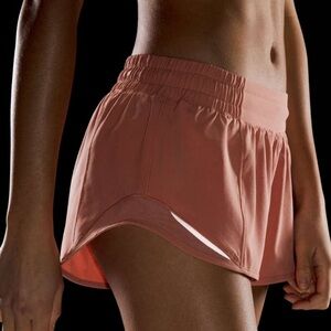 Lululemon Hotty Hot LR Lined Short 2.5". Pink Savannah. Size 10. Style: W7AUSR.